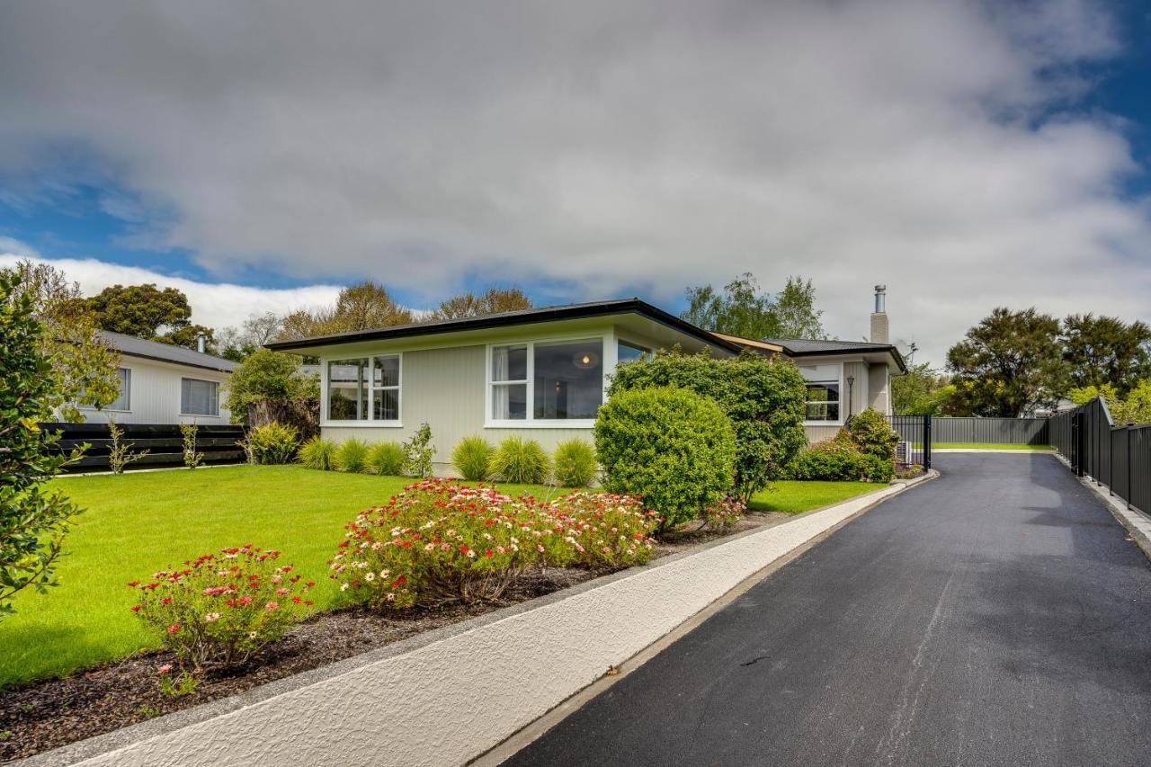 Belmont Pool Paradise - Havelock North Home Exterior photo